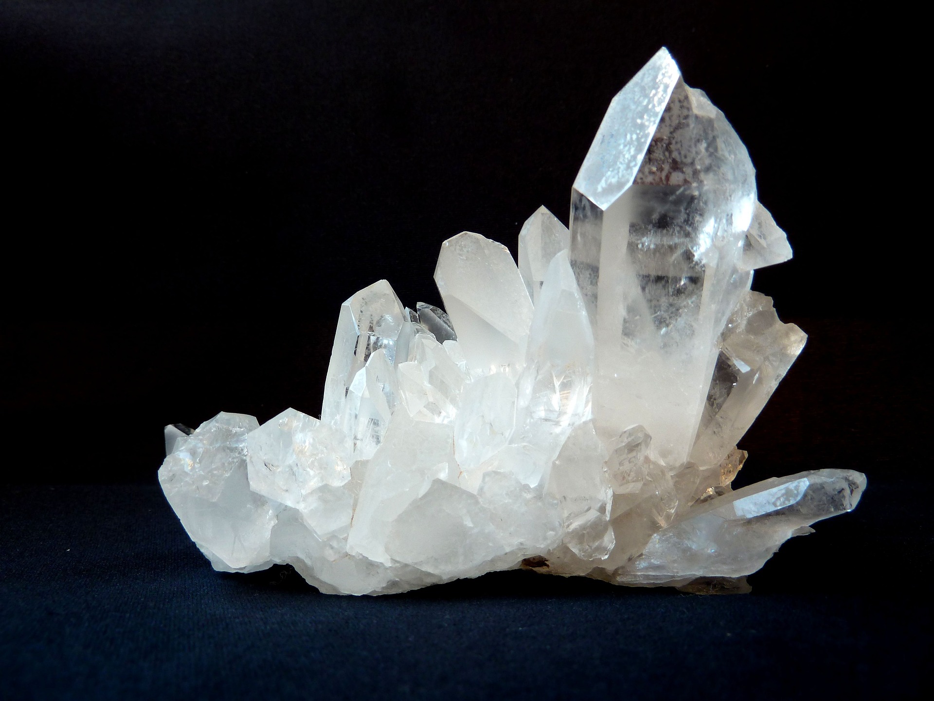 dolomite-crystal